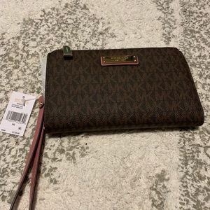 Brand new double zip Michael Kors phone wristlet